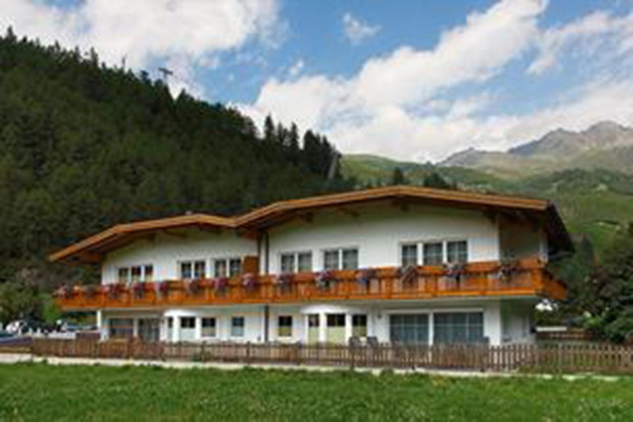 Landhaus Martinus Sölden Exteriör bild